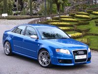 2008 Audi RS 4 Overview