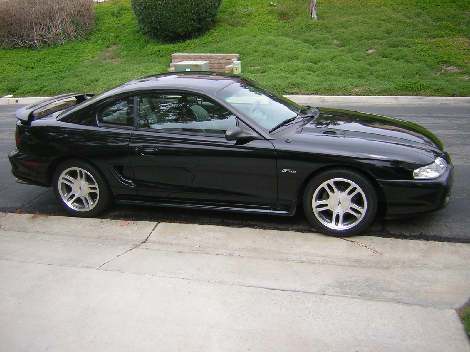 1997 Ford mustang gt coupe #5