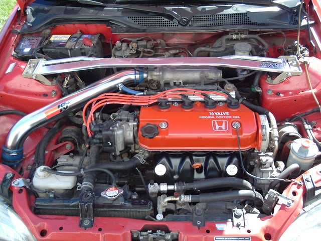 Двигатель хонда 1.5. Honda Civic 1998 ДВС 1.5VTEC. Honda Civic 3 поколения двигатель. Civic 1993 под капотом. Мотор от Honda Civic 1991.
