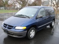 2000 Dodge Caravan Overview