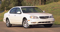 2001 INFINITI I30 Overview