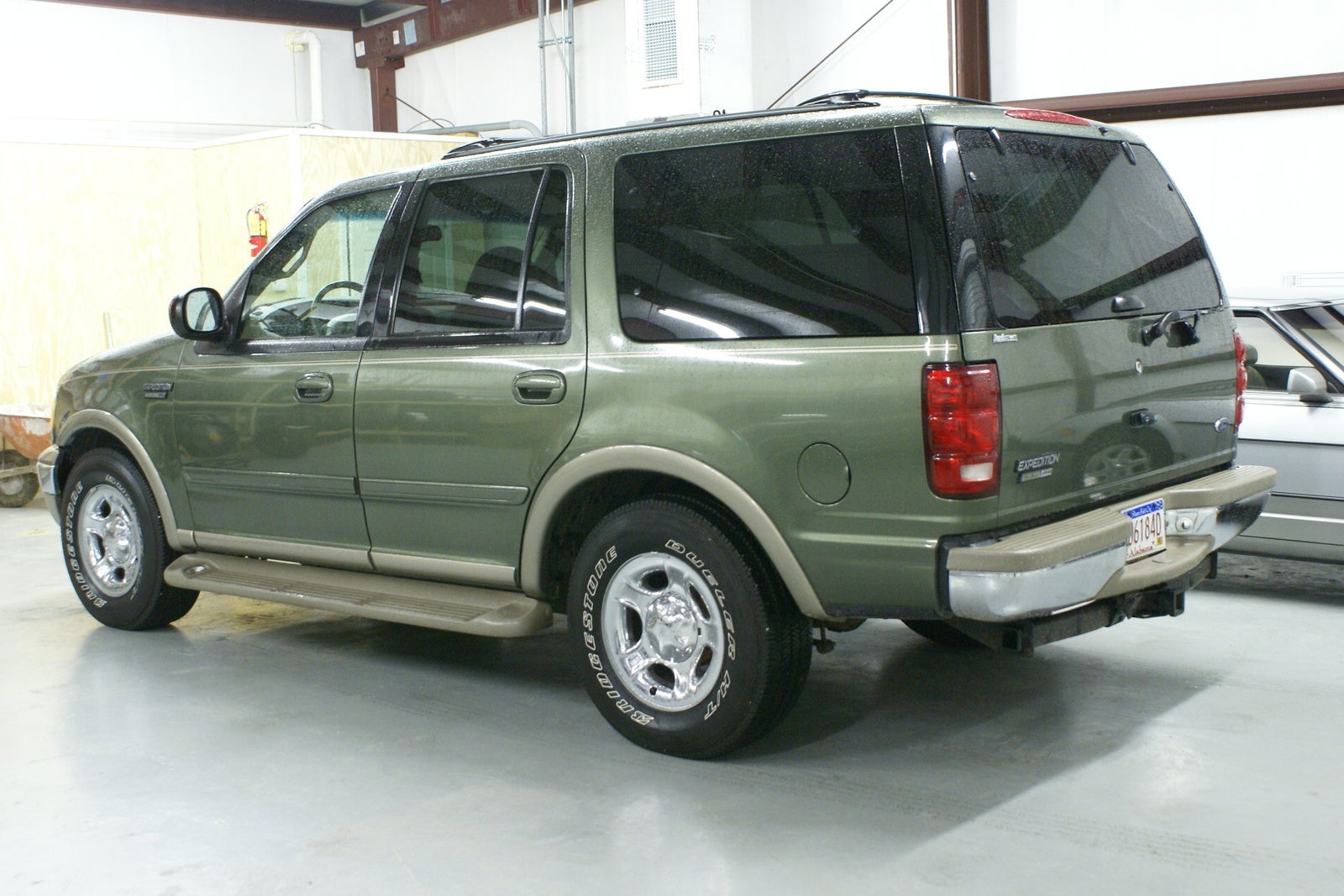 2001 Ford expedition stock rims #6