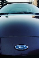 1990 Ford Taurus Overview 1990 Ford Taurus Overview