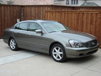 2004 INFINITI Q45 Overview