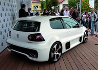 R32 R32