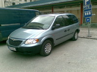 2002 Chrysler Voyager Overview