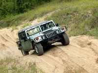 2004 Hummer H1 Overview