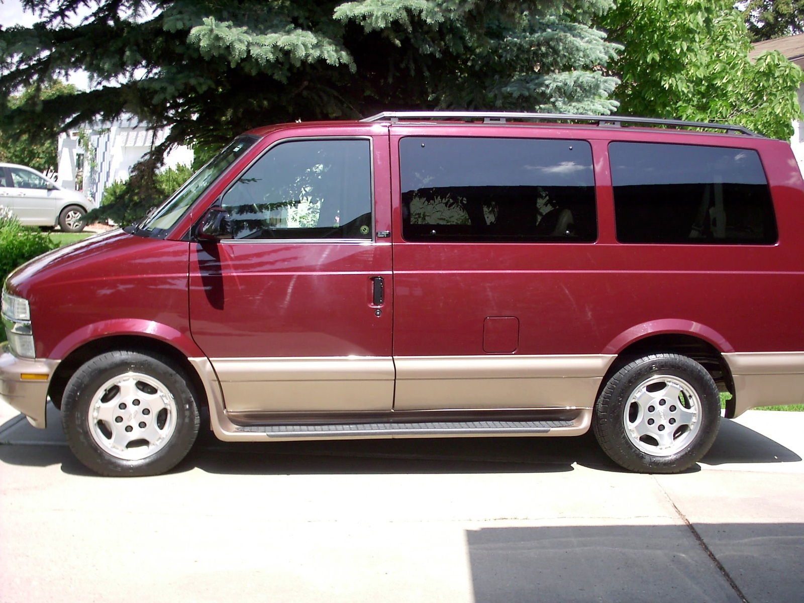 2004 Chevrolet Astro - Exterior Pictures - CarGurus