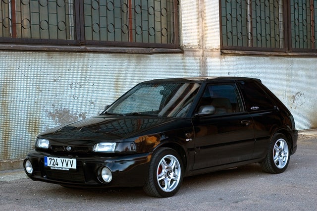1994 Mazda 323
