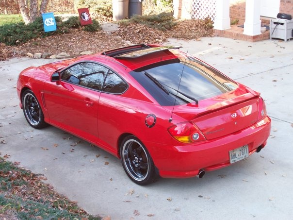 Hyundai Tiburon 2003 Interior