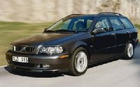 2004 Volvo V40 Overview 2004 Volvo V40 Overview
