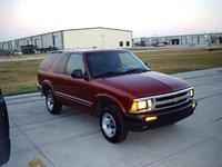1995 Chevrolet Blazer Overview 1995 Chevrolet Blazer Overview