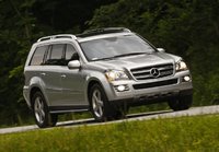 2009 Mercedes-Benz GL-Class Overview 2009 Mercedes-Benz GL-Class Overview