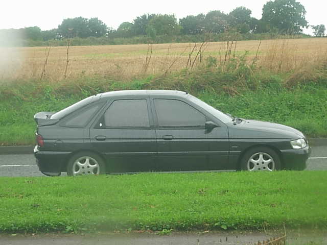 1995 Ford escort lx hatchback mpg