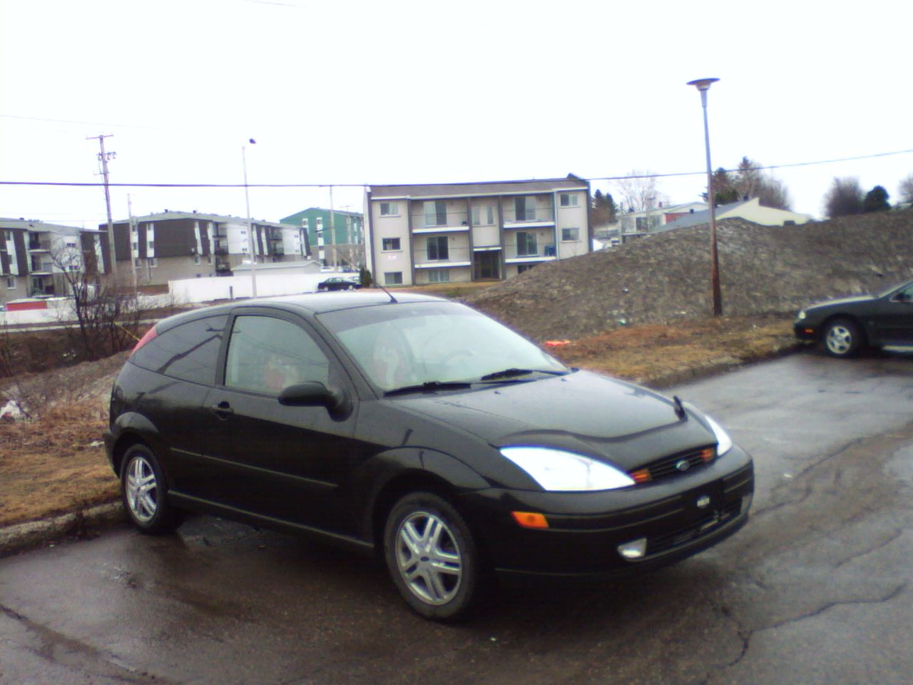 2000 Ford focus zx3 black