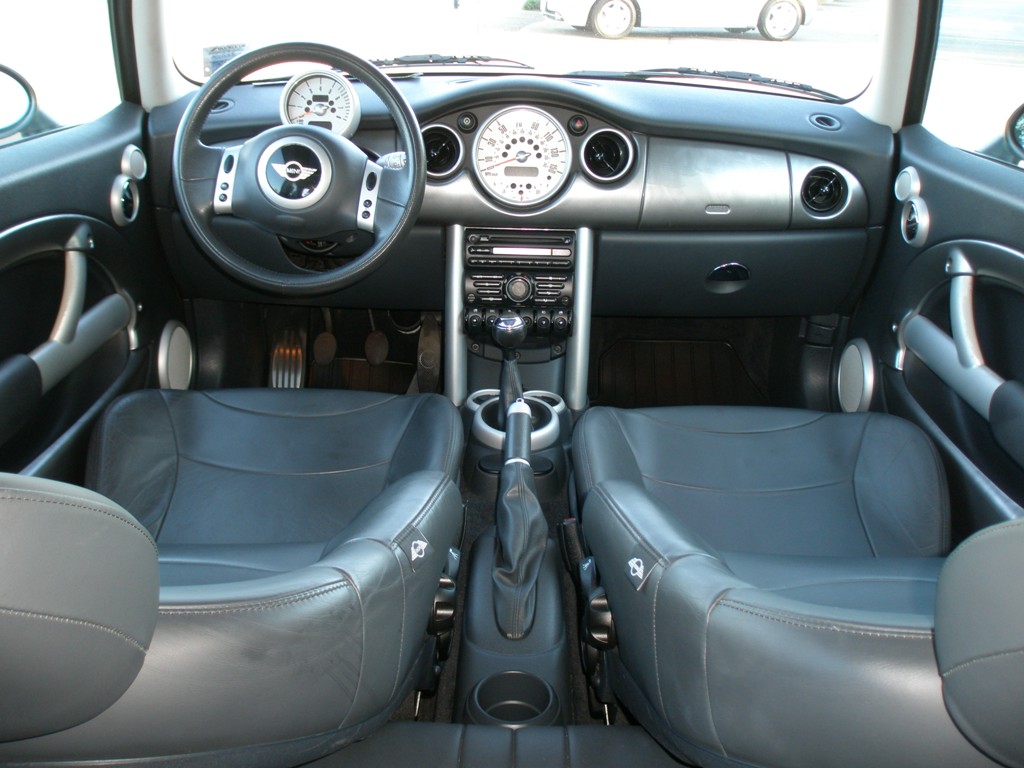 2002 MINI Cooper - Interior Pictures - CarGurus
