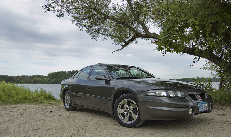 Picture of 2002 Pontiac Bonneville SLE, exterior