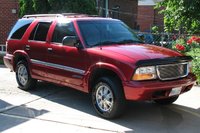 2000 GMC Jimmy Overview