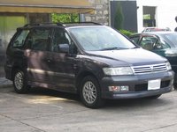 2003 Mitsubishi Grandis Overview 2003 Mitsubishi Grandis Overview