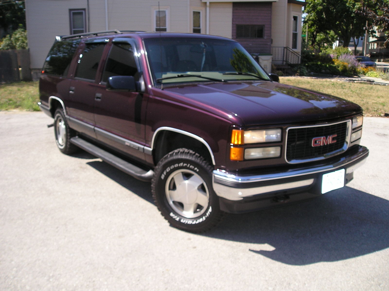 GMC Suburban 2000