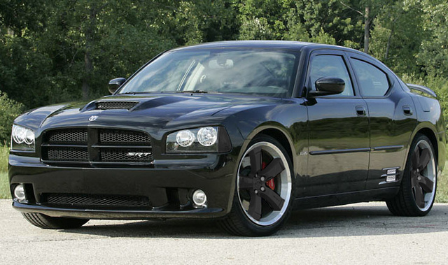 Dodge Charger srt8 зад