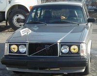 1976 Volvo 245 Overview