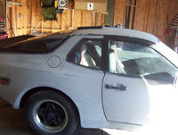 944 944