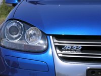 R32 R32