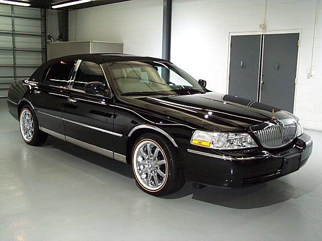 lincoln town car 2006