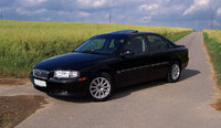 2001 Volvo S80 Overview