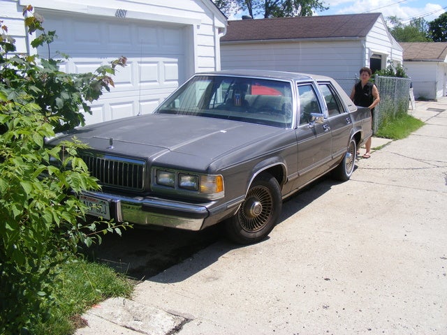 Rick316 owns this Mercury Grand Marquis. 