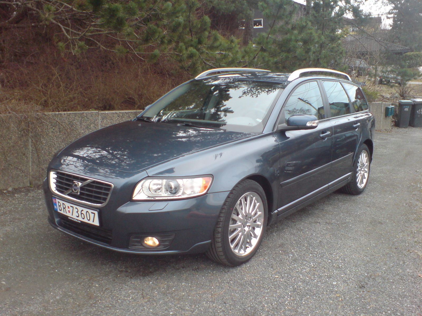 Volvo v50 2009