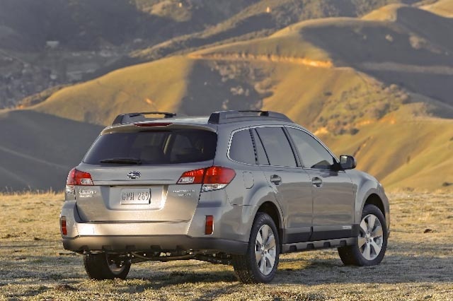 2010 Subaru Outback Overview Cargurus