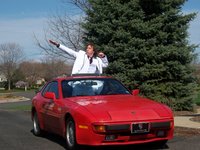 944 944
