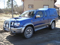 2000 Nissan Navara Overview 2000 Nissan Navara Overview