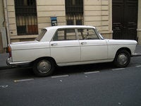 1963 Peugeot 404 Overview