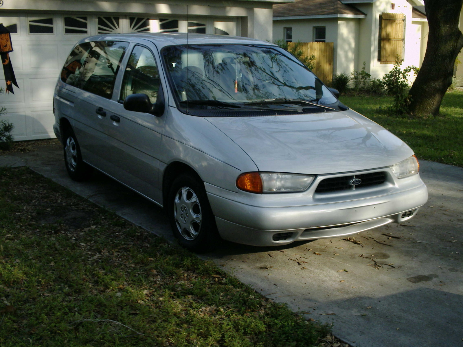 1996 Ford windstar gl minivan pics #5