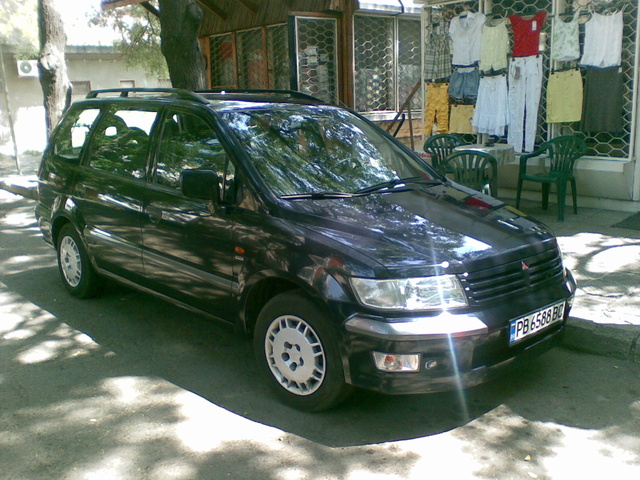 Mitsubishi space star 2001