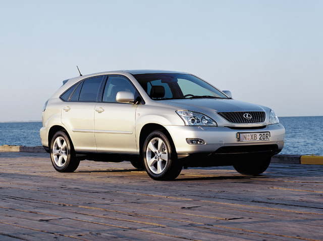 2003_lexus_rx_300_base pic 8359724303107408652 640x480