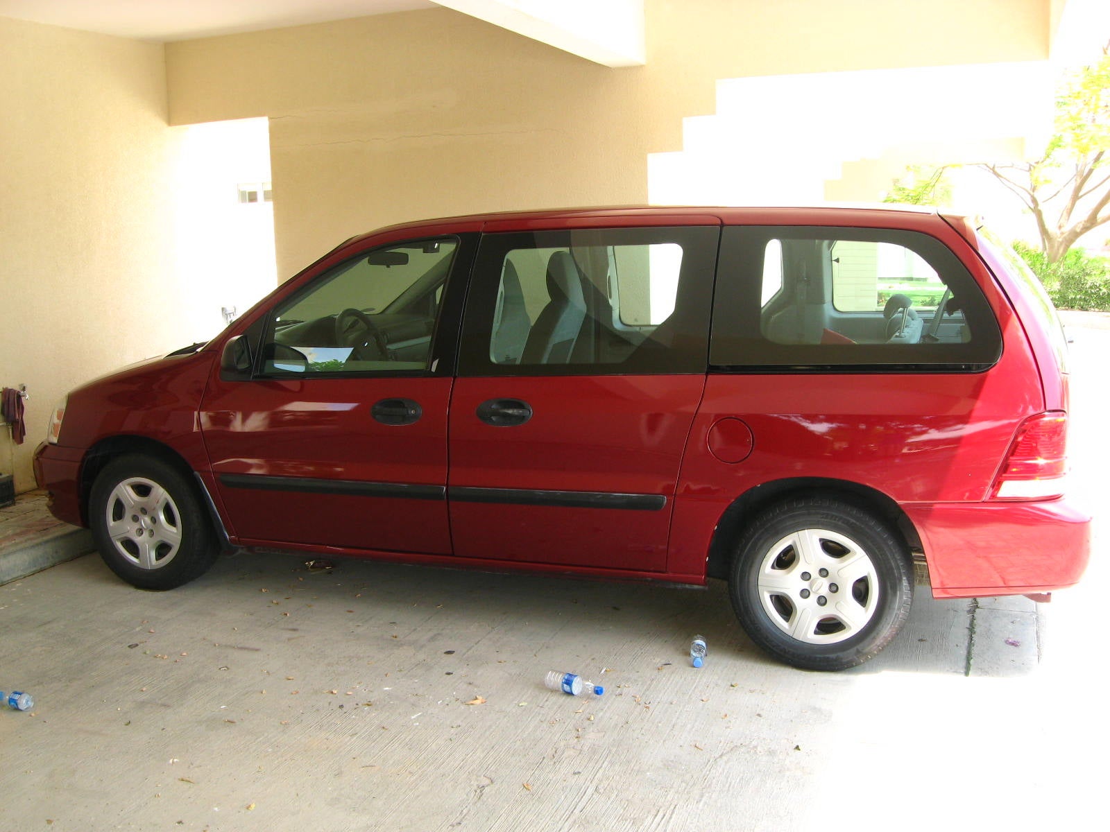 ford minivan 2007