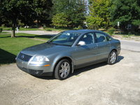 2005 Volkswagen Passat Overview 2005 Volkswagen Passat Overview
