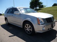 2004 Cadillac SRX Overview