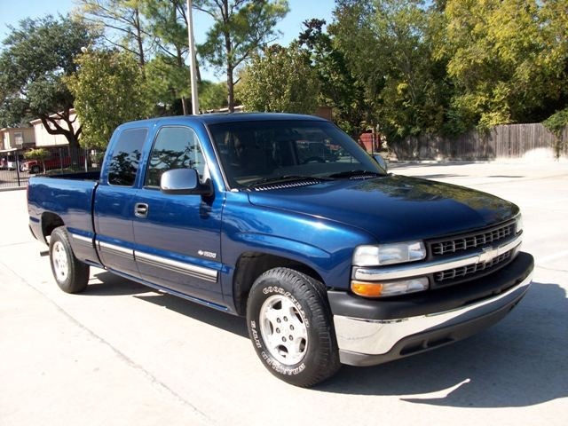 2000 chevy pickup trucks