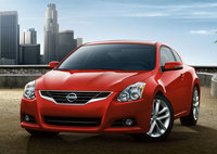 2010 Nissan Altima Coupe Overview 2010 Nissan Altima Coupe Overview