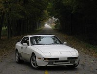 944 944