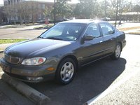 2000 INFINITI I30 Overview