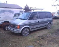 1990 GMC Safari Overview