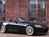 S2000