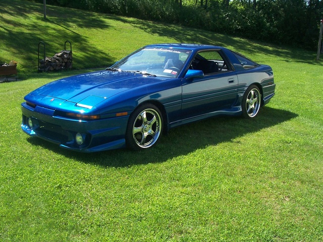 Toyota supra 90 года