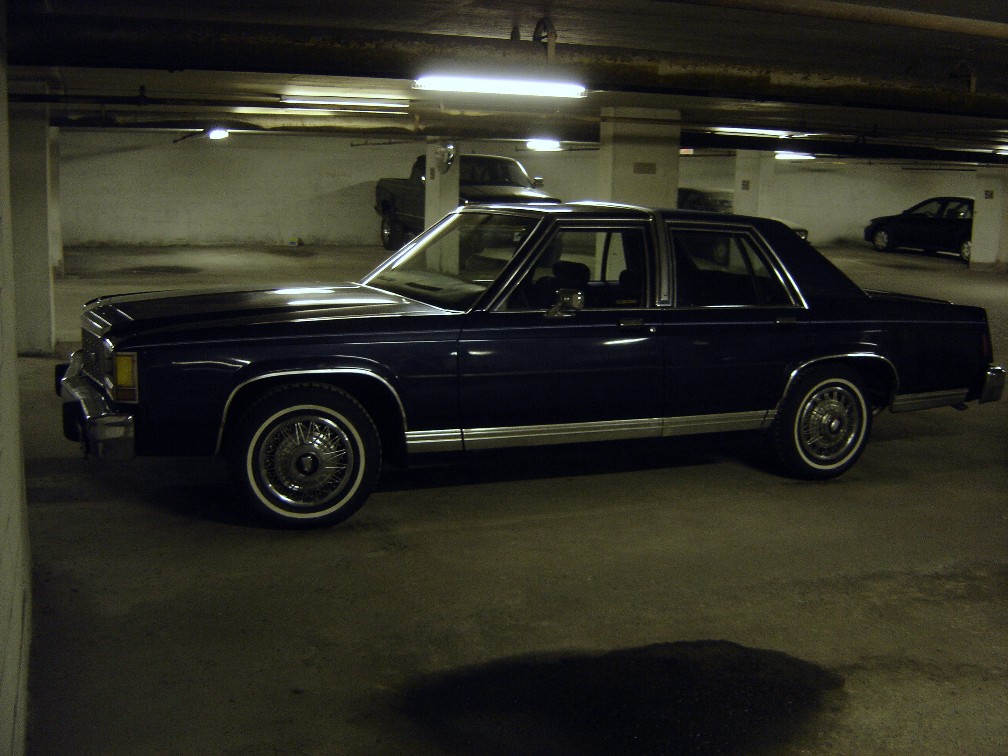 1990 Ford ltd crown victoria wagon #8